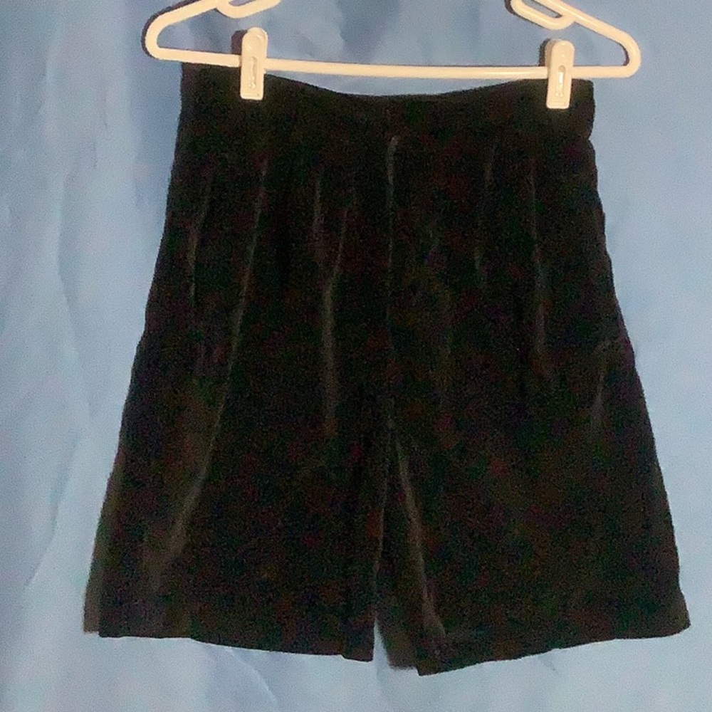 GONE BY 9/15 David Hollis Black Velvet Like Shorts